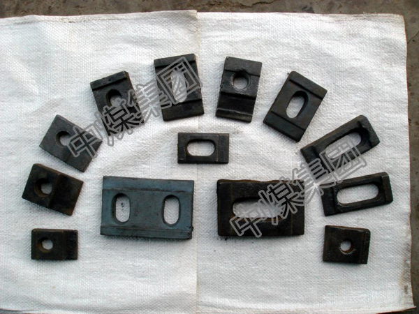 山东中煤集团24kg轨道压板厂家24kg轨道压板直供