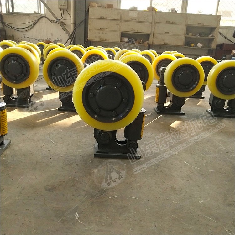 L42.5滚轮罐耳矿用罐笼提升装置 竖井缓冲轮