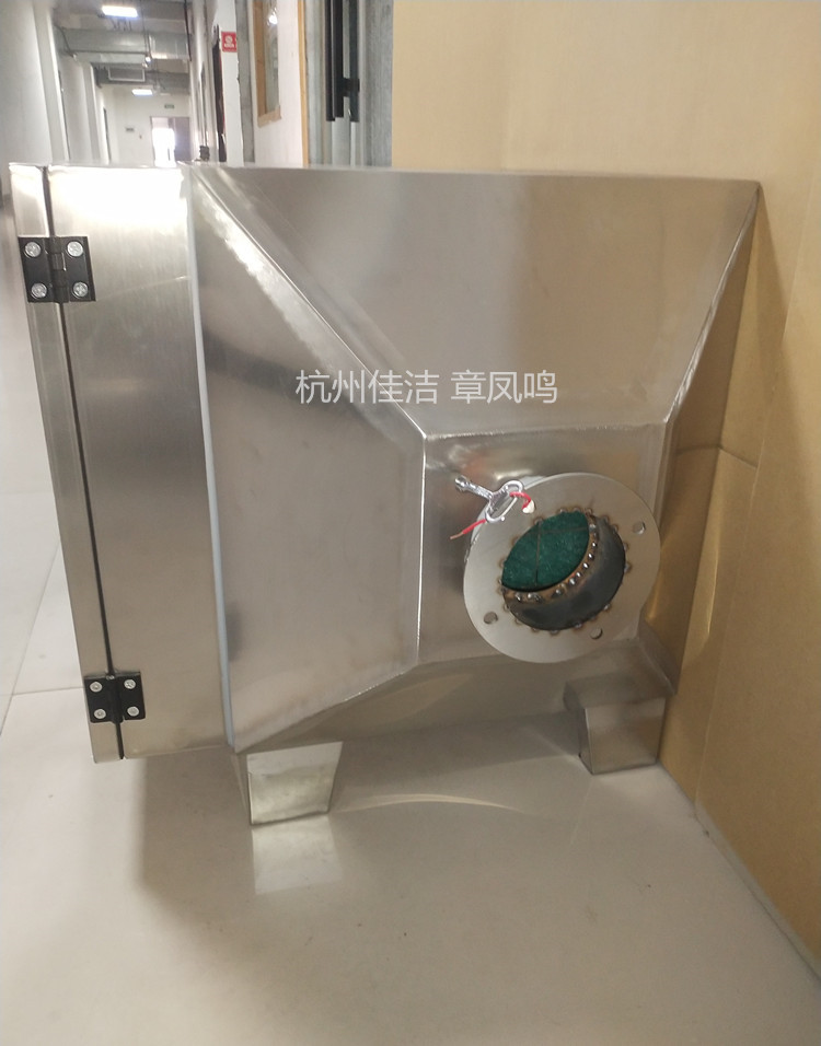 1639963458365920.jpg 负压吸引出气口光氧灭菌箱 (1)_副本.jpg
