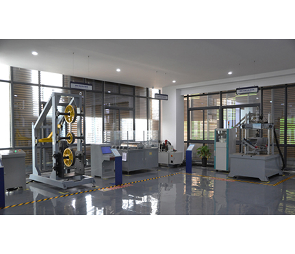 01电梯梯级踏板动静载寿命试验机