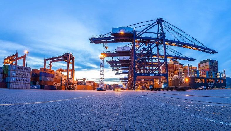 华奥一手拖车报关行