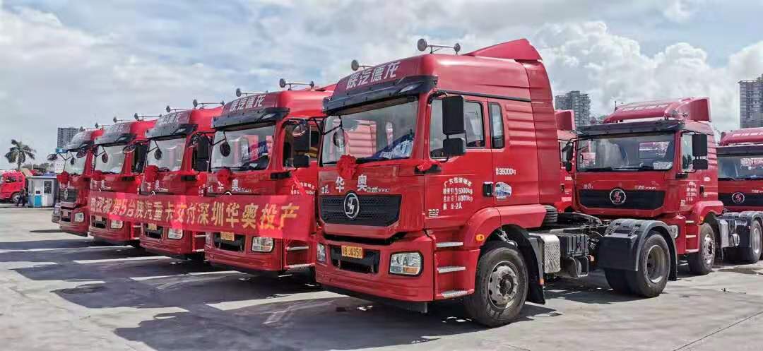 长三角港口拖车正在揽