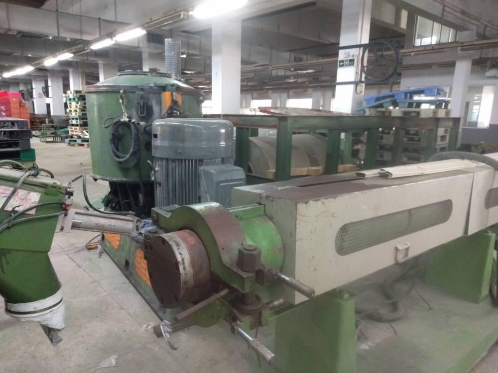 拆迁山东各类食品厂设备回收水泥厂设备回收齐全
