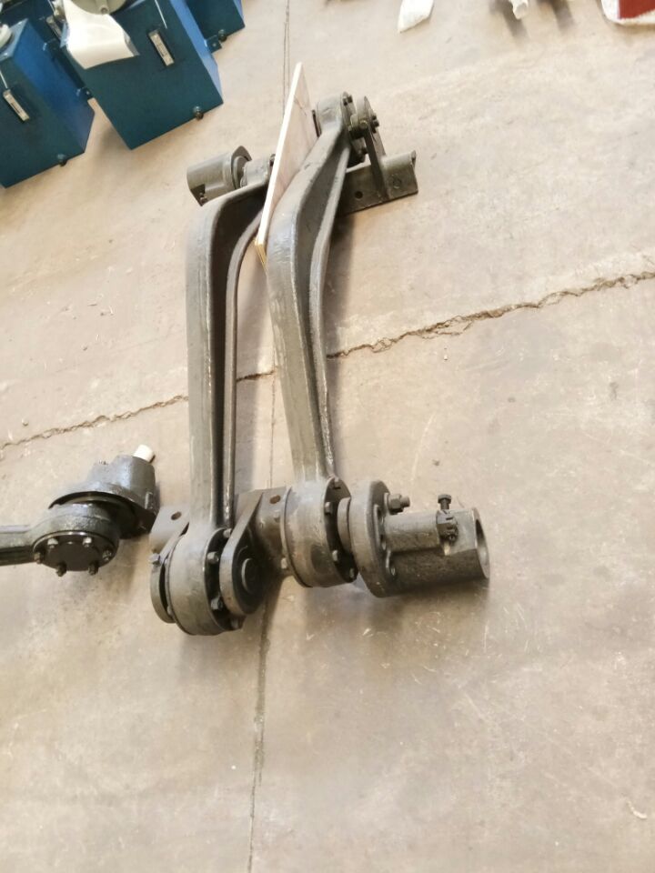 往复式给煤机K3-4-5连杆装置曲柄连杆