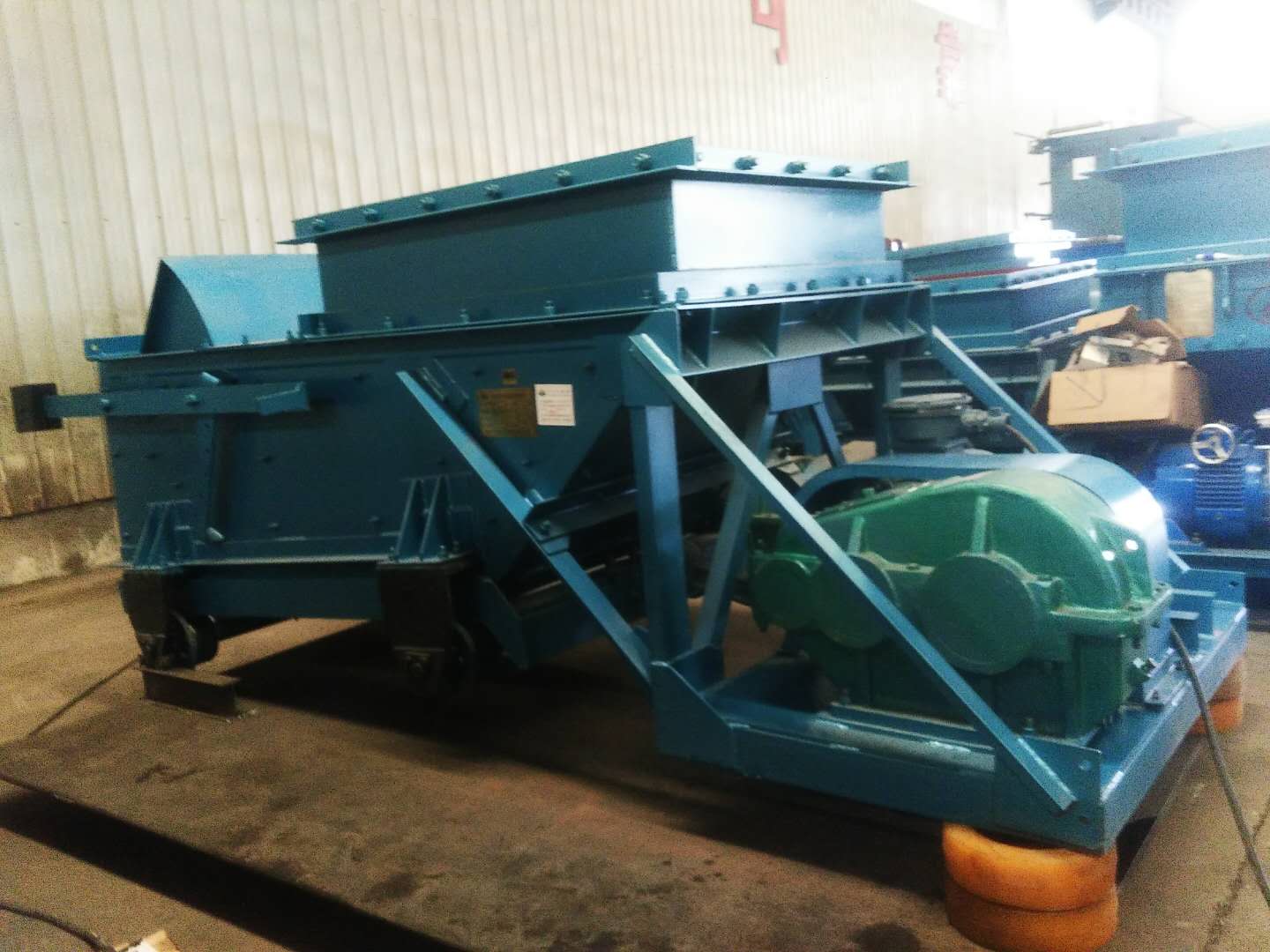 GLW2000/37/S往复式给煤机大功率往复式给煤机